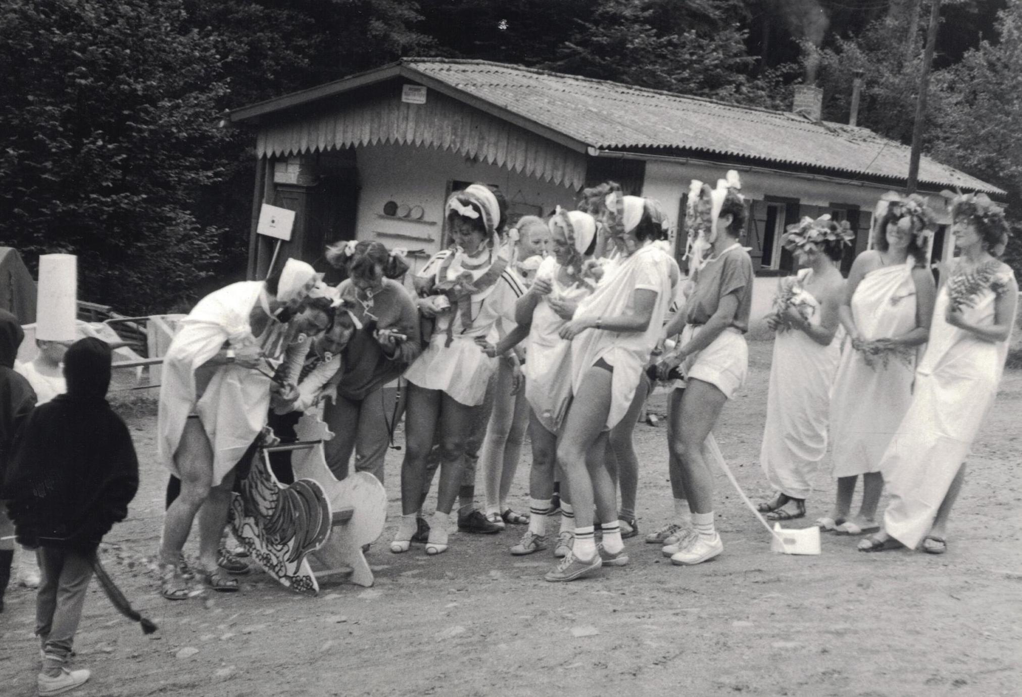 https://www.rudolfaci.cz/wp-content/uploads/2020/11/1987_Karneval_03.jpg