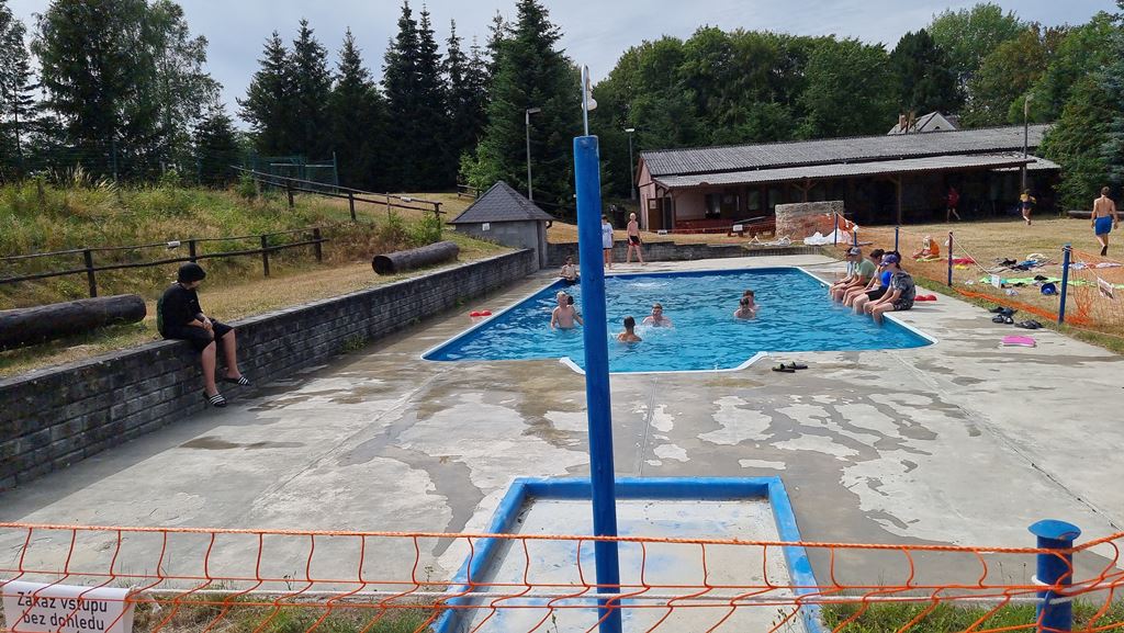 230714_U_Bazenu_01