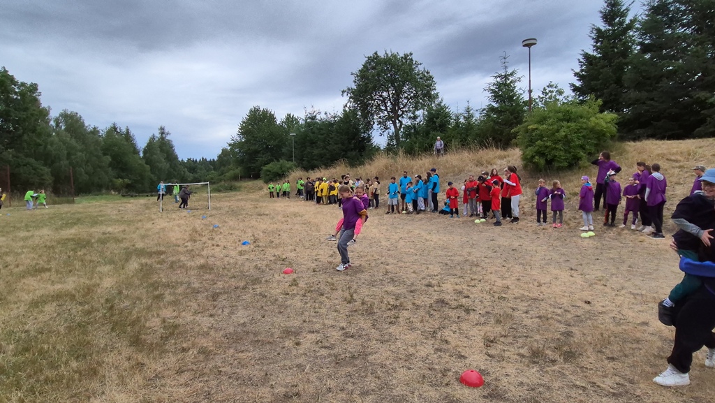 250709_kun_jezdec_05