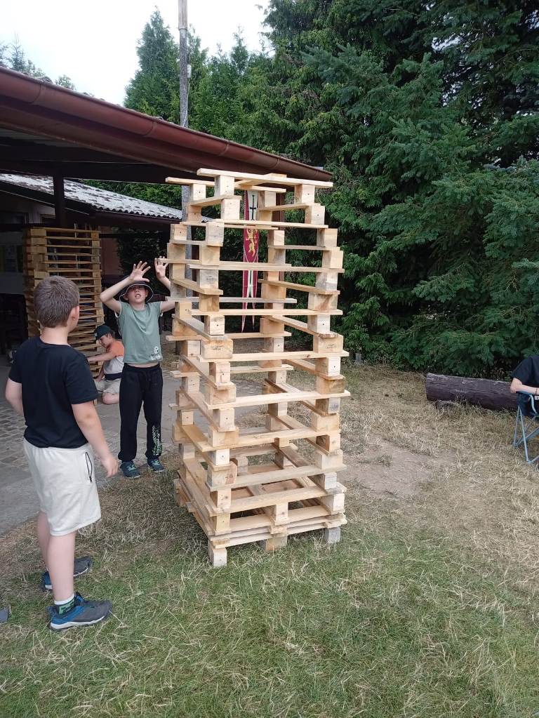 250711_Stavitele_03