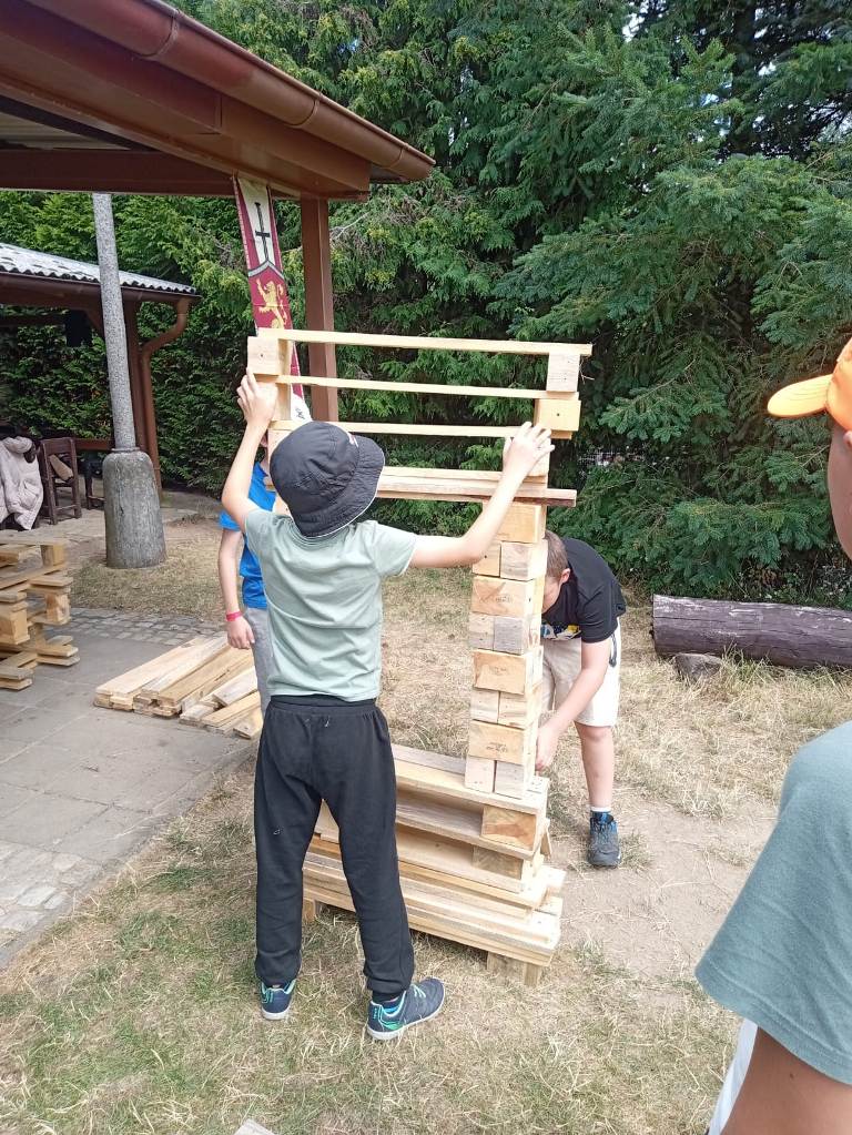 250711_Stavitele_06