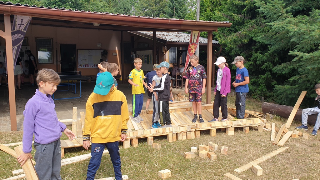 250716_Stavba_opevneni_14