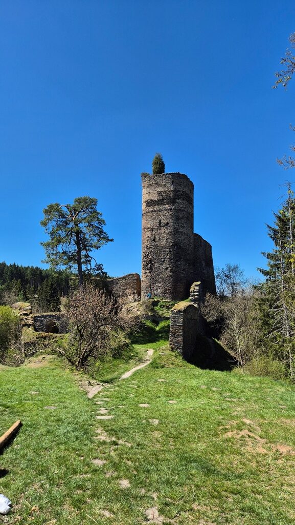 260501_Gutstejn_01