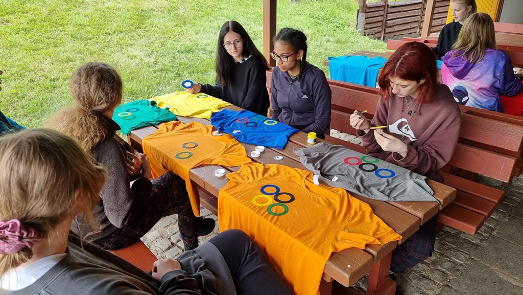 260524_Tam_kde_zacinaji_dobrodruzstvi_02